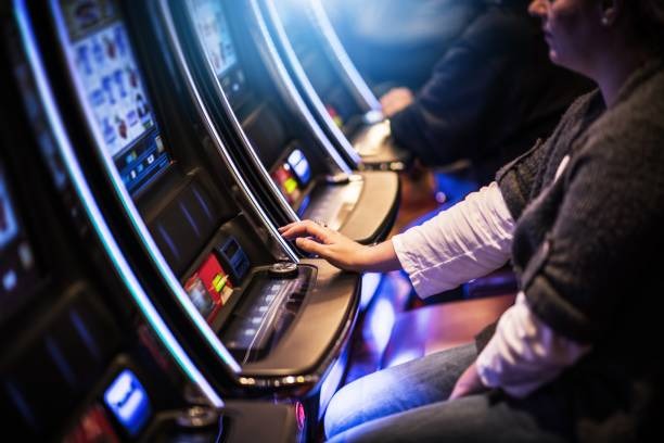 Live baccarat studio with multiple camera angles Live baccarat studio with multiple camera angles